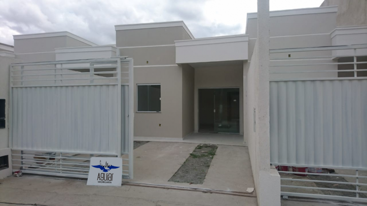 CASA 2/4 COM ÁREA DE SERVIÇO E QUINTAL - CONCEIÇÃO