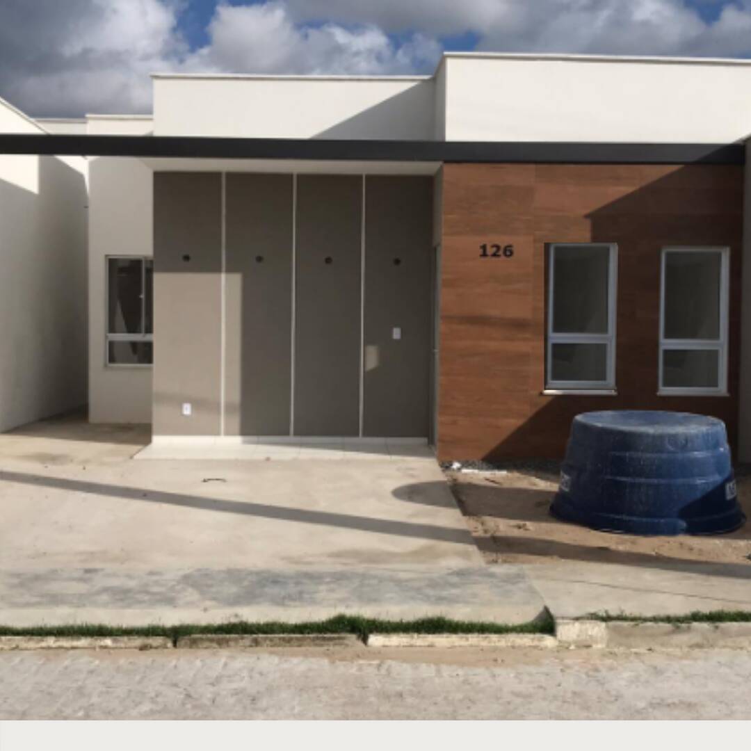 Casa de 3/4 no  condomínio Milão