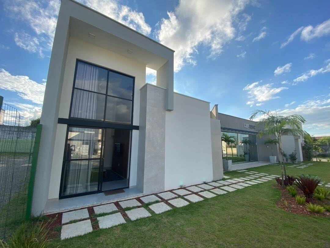 casas 2/4(suíte) na laje e localização privilegiada no Bairro SIM
