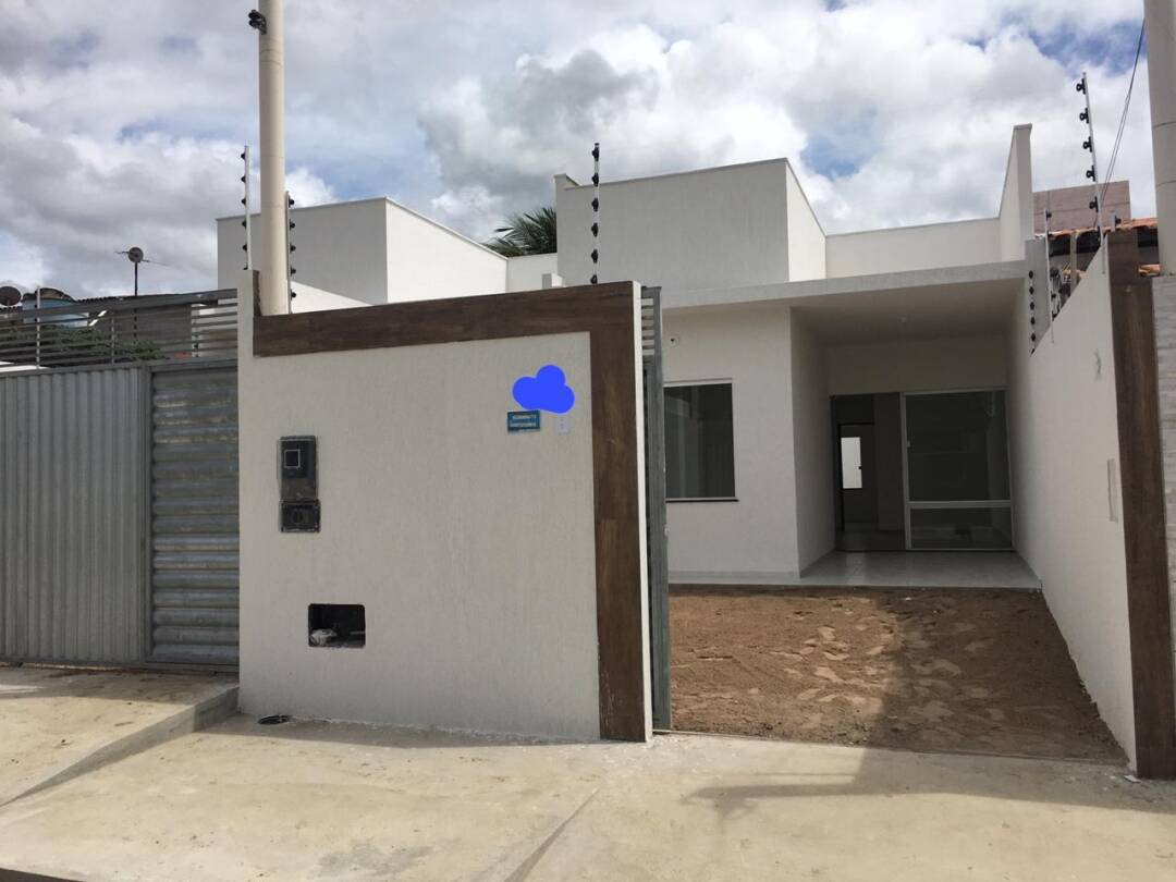 CASA 2/4 SENDO 1 SUÍTE - BAIRRO CONCEIÇÃO