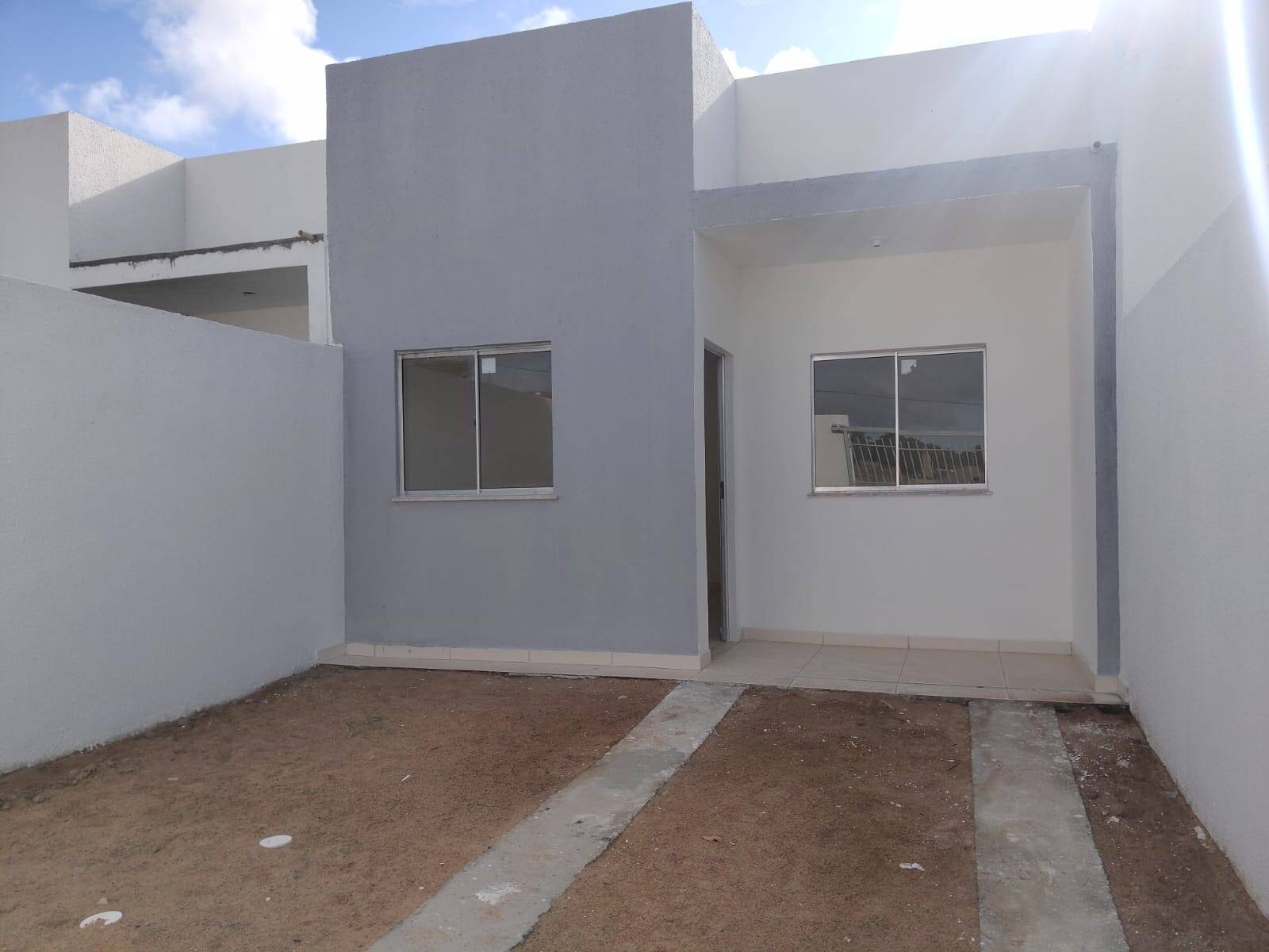 Casa 2/4 - No Campo Limpo (Atrás da UEFS)