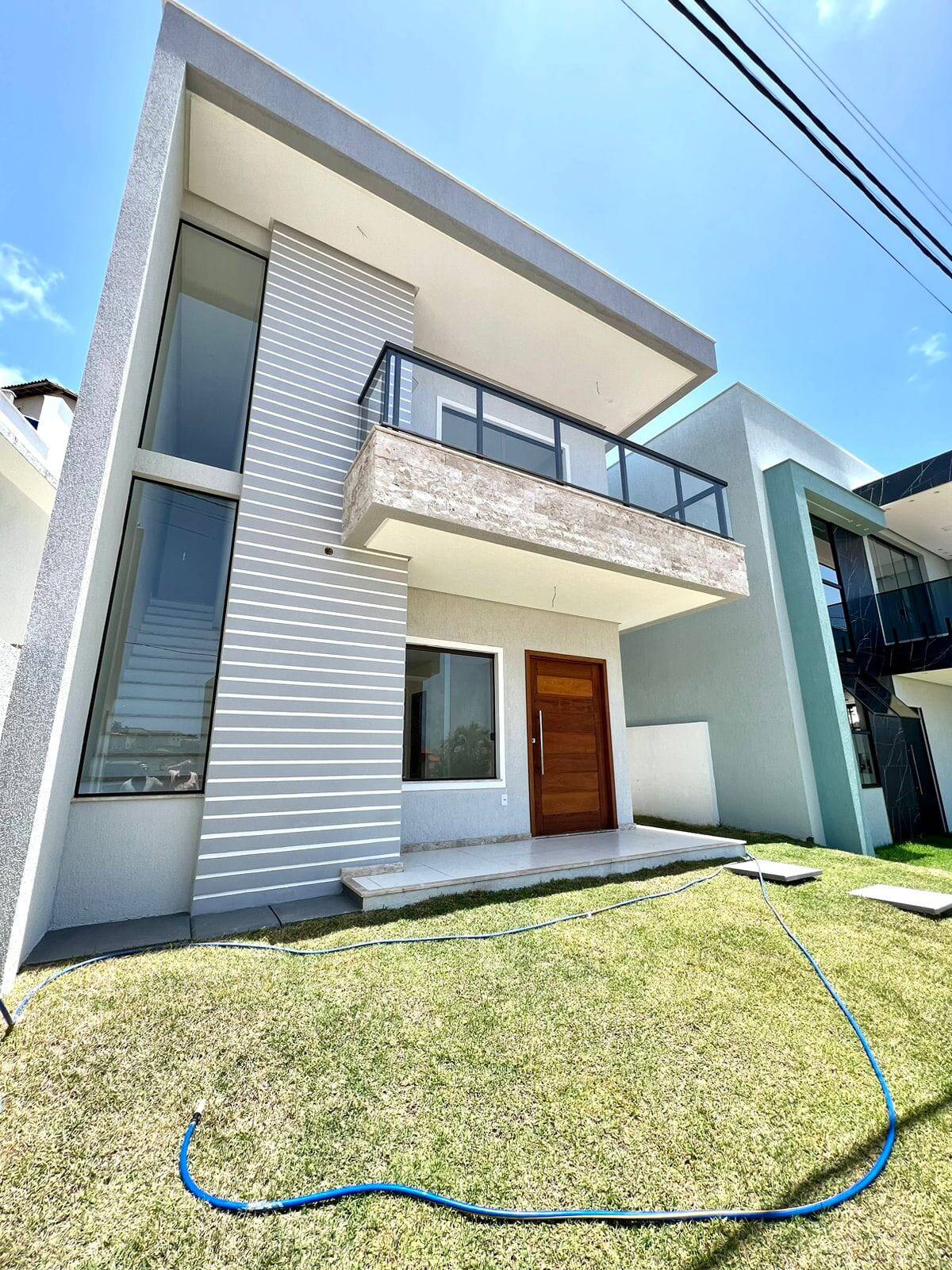 Duplex em Condomínio 4 Quartos  sendo 3 suítes - Lauro Ville Residence