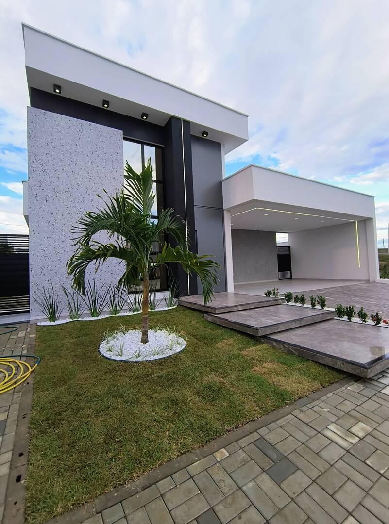 Casa alto padrão com 3 suítes (c/ piscina) - Papagaio, no Cond. Bela Vittà
