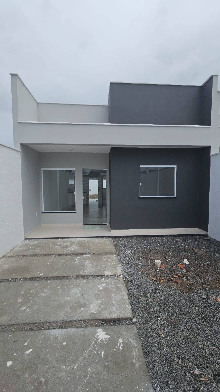 Casa 2/4 (1 suíte) - Tomba, próximo ao Assaí Atacadista