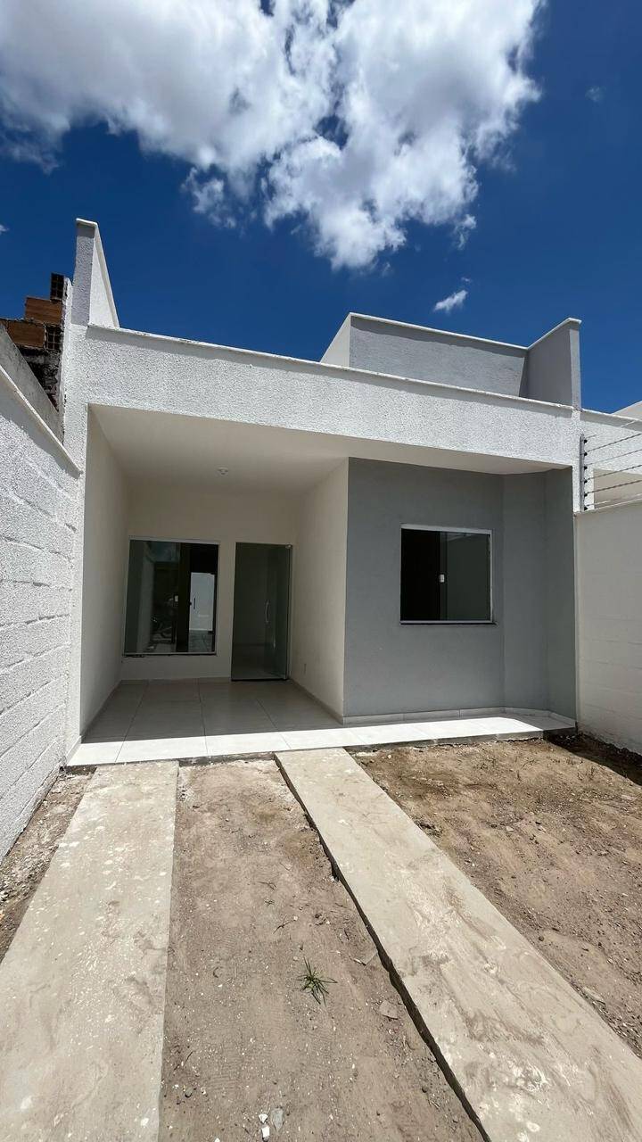 Casa 02 quartos - Conceição, próxima à rua Caturama (ESCRITURA GRÁTIS)