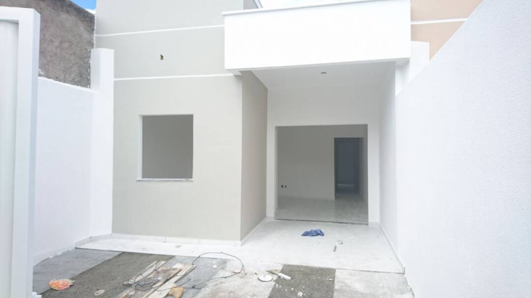 Casa a venda na Mangabeira (próximo a UPA)