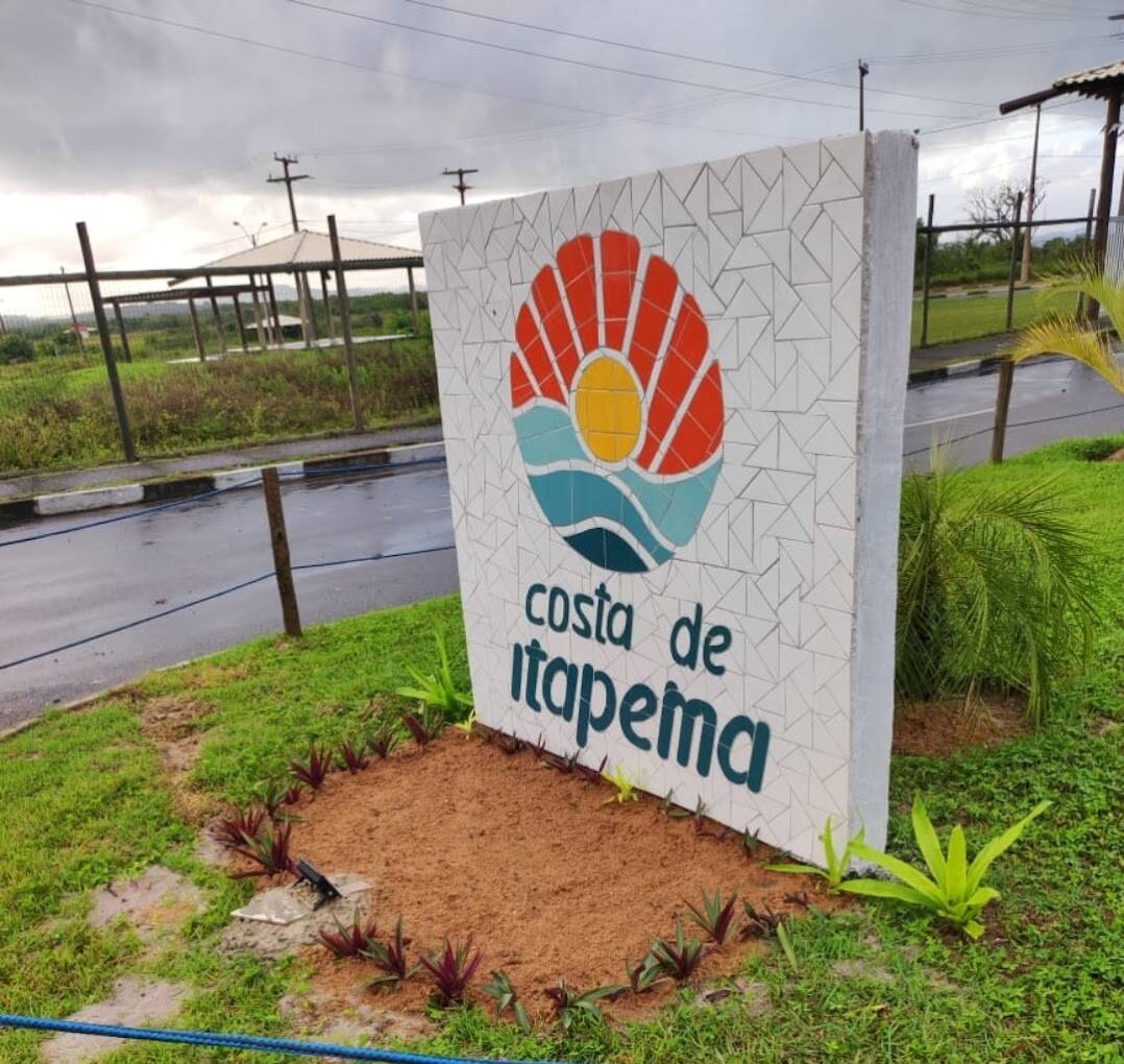 VENDO TERRENO NO COSTA DE ITAPEMA - Lote com 857 m².