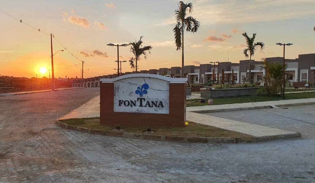 Casa 2/4 - Mangabeira, Fontana (bairro planejado)