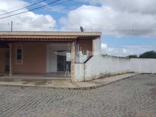 #925 - Casa para Venda em Feira de Santana - BA - 2