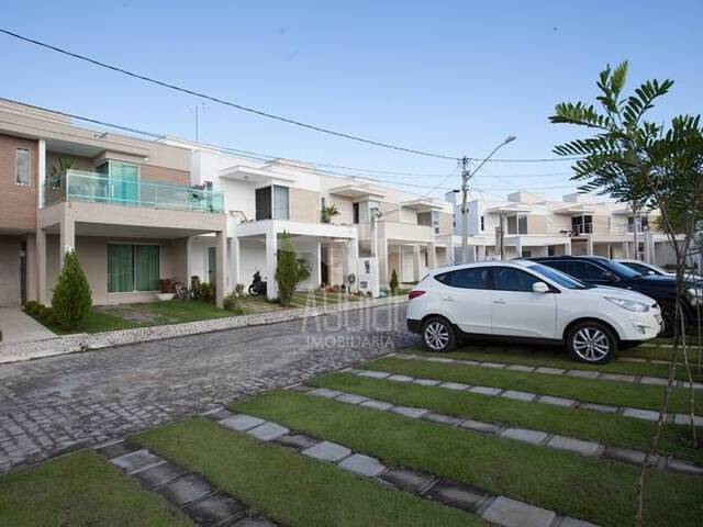 Casa em condomínio para Venda em Feira de Santana - 4