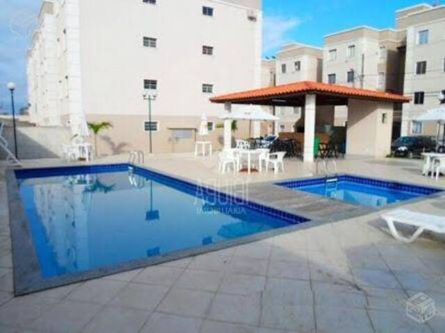 Apartamento para Venda em Feira de Santana - 2