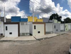 Casa para Venda em Feira de Santana - 1