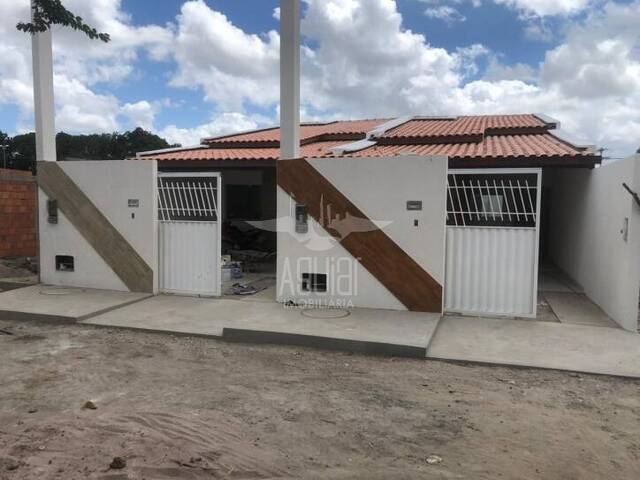 #1138 - Casa para Venda em Feira de Santana - BA - 1