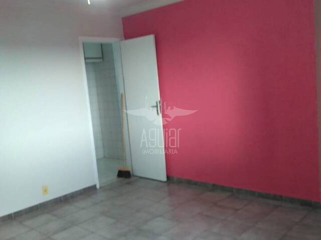 Apartamento para Venda em Feira de Santana - 5