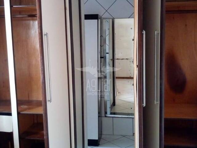Casa para Locação em Feira de Santana - 2