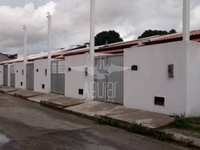 Casa para Venda em Feira de Santana - 3