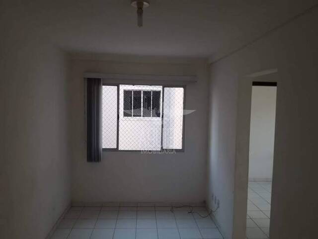 Apartamento para Venda em Feira de Santana - 1