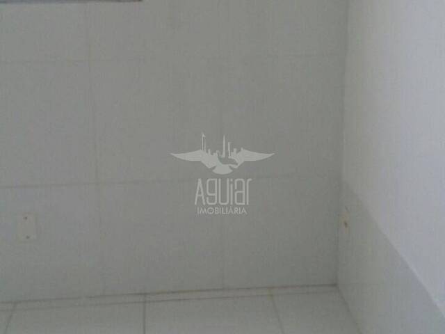 Apartamento para Venda em Feira de Santana - 5