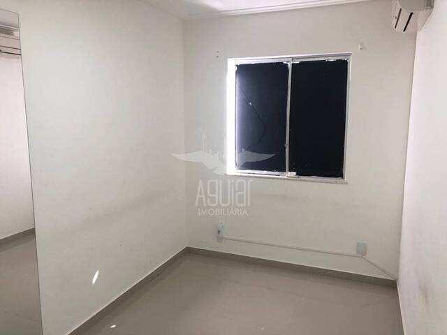 Apartamento para Venda em Feira de Santana - 2