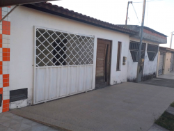 Casa para Venda em Feira de Santana - 2