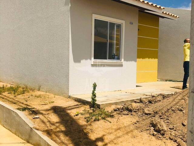 #1490 - Casa para Venda em Feira de Santana - BA