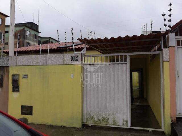 Casa para Venda em Feira de Santana - 2