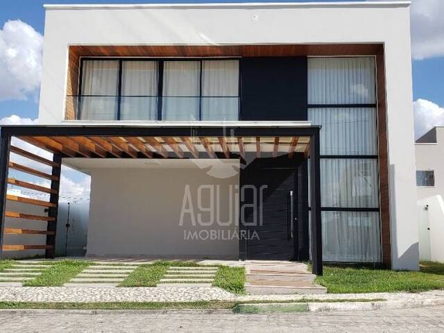 Casa para Venda em Feira de Santana - 2