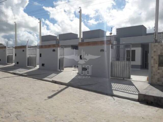 Casa para Venda em Feira de Santana - 1