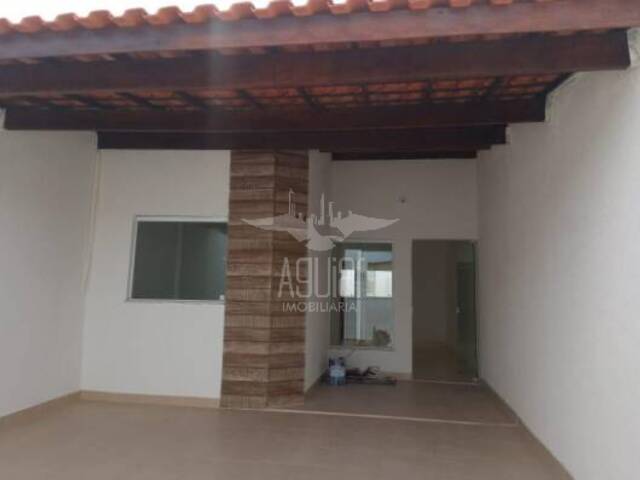 Casa para Venda em Feira de Santana - 2
