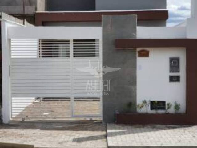 Casa para Venda em Feira de Santana - 1