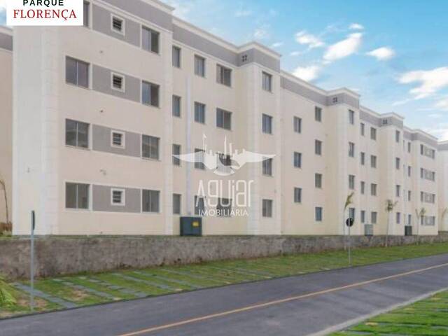 Apartamento para Venda em Feira de Santana - 3