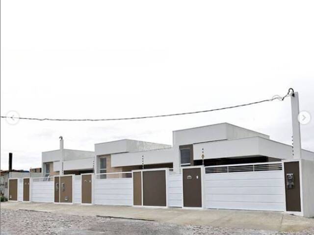 Casa para Venda em Feira de Santana - 4