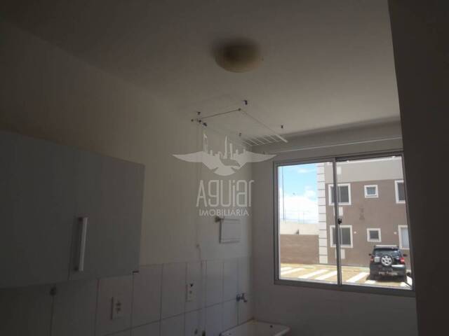 Apartamento para Venda em Feira de Santana - 5