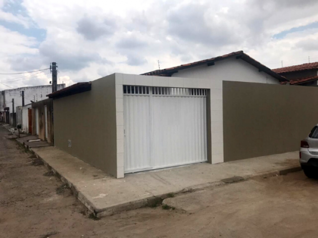 #1804 - Casa para Venda em Feira de Santana - BA - 1