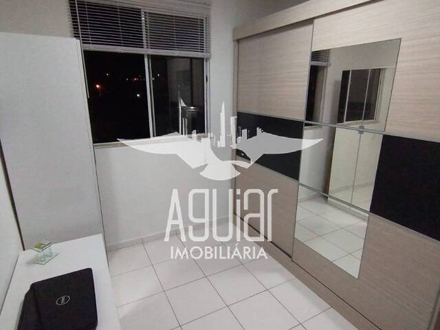 Apartamento para Venda em Feira de Santana - 4