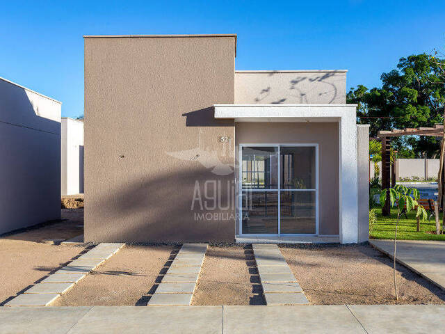 Casa em condomínio para Venda em Feira de Santana - 1