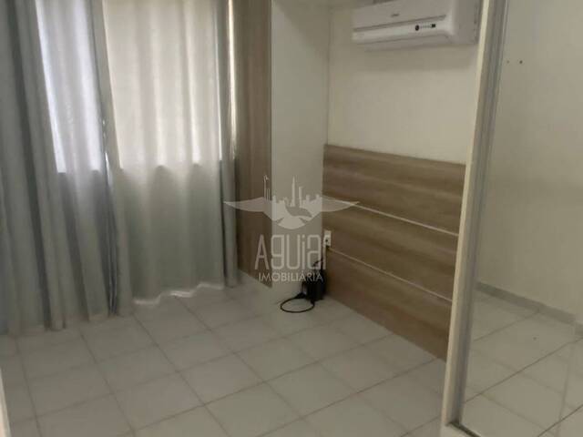 Apartamento para Venda em Feira de Santana - 4