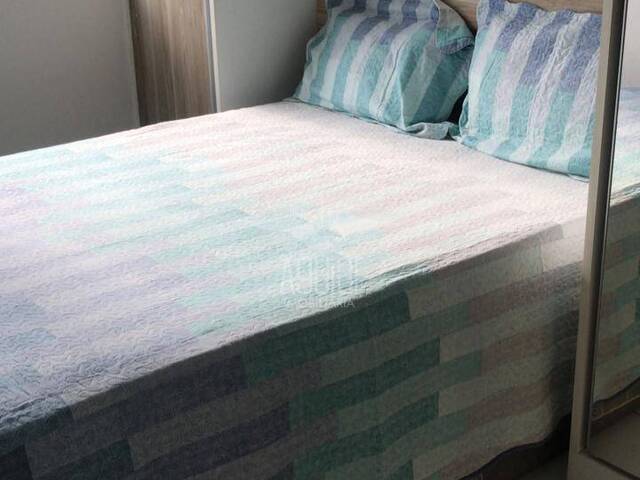 Apartamento para Venda em Feira de Santana - 5