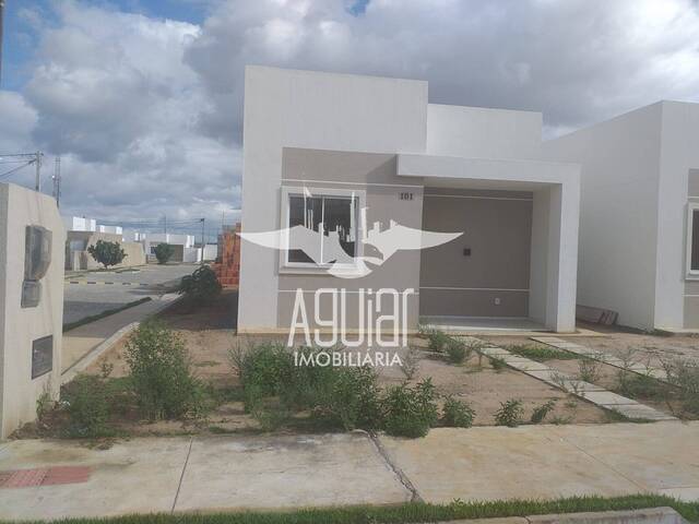 Casa para Venda em Feira de Santana - 2