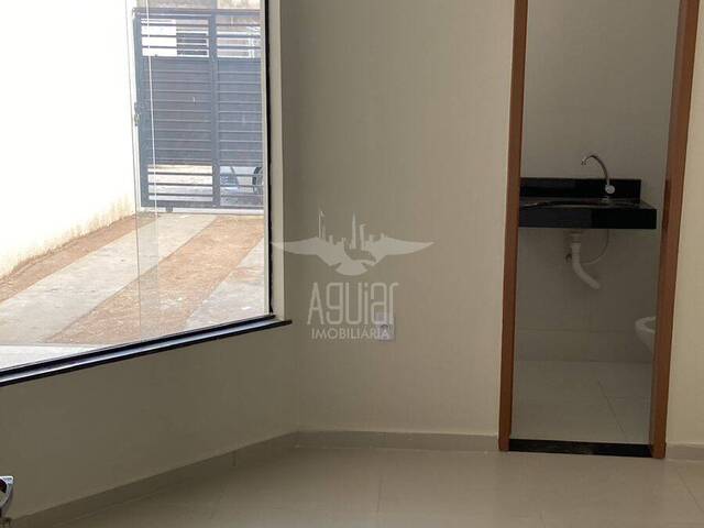 #2377 - Casa para Locação em Feira de Santana - BA