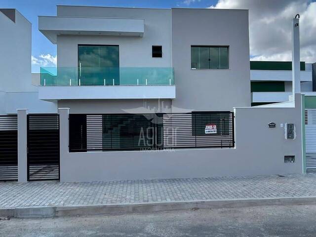 Casa para Venda em Feira de Santana - 1