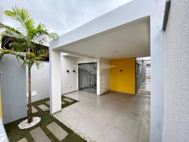 Casa para Venda em Feira de Santana - 3