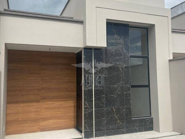 Casa para Venda em Feira de Santana - 1