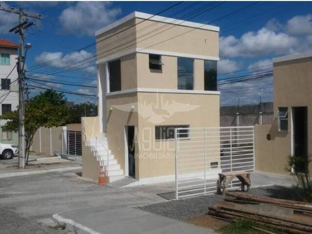 Apartamento para Venda em Feira de Santana - 2