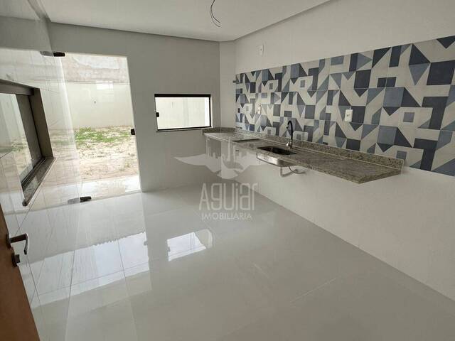 Casa para Venda em Feira de Santana - 5
