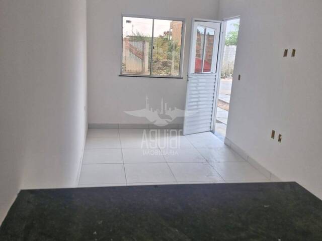 Casa para Venda em Feira de Santana - 3