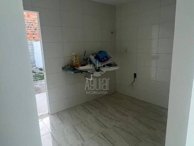 Casa para Venda em Feira de Santana - 5