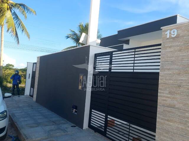 Casa para Venda em Feira de Santana - 2