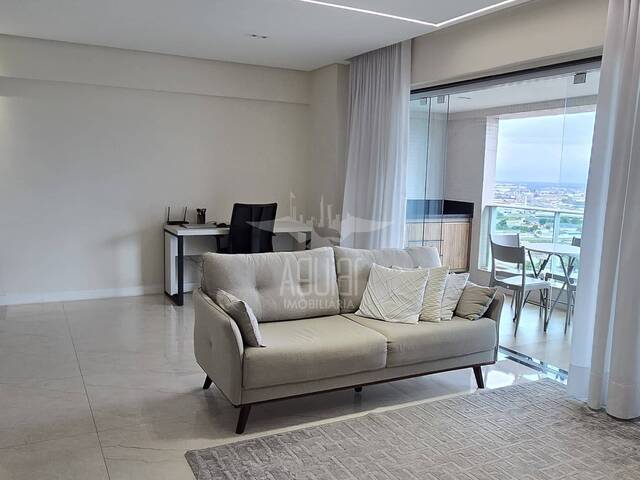 Apartamento para Venda em Feira de Santana - 4