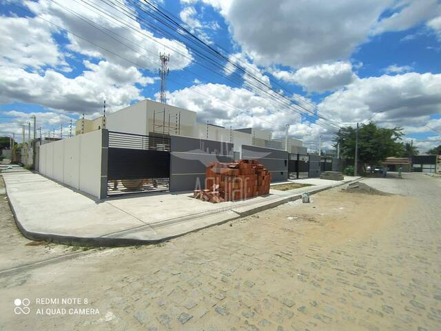 Casa para Venda em Feira de Santana - 4